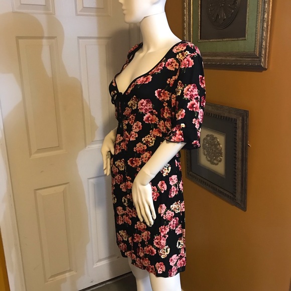 Flower pattern dress - Picture 2 of 3